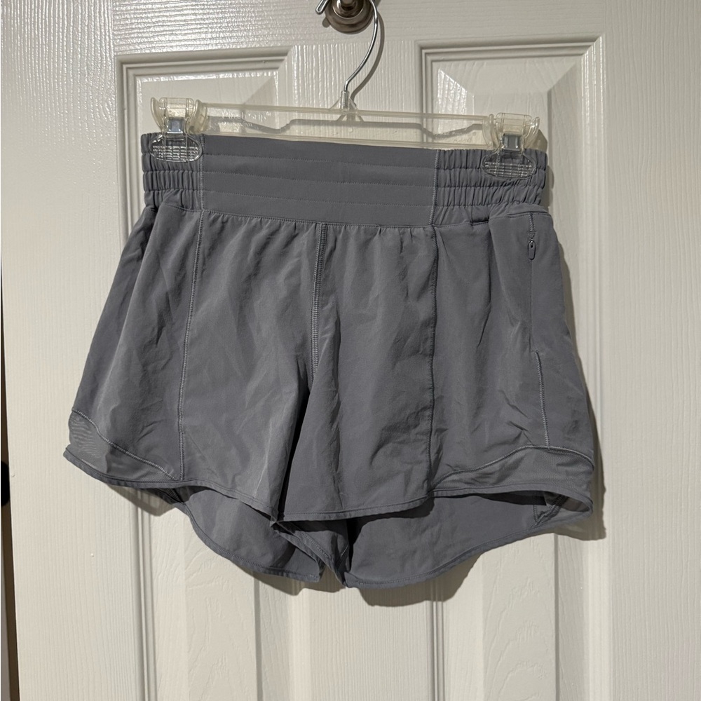 Lululemon Athletica hotty hot HR 4”